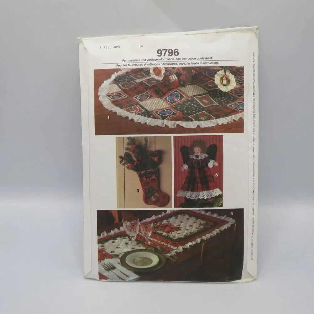 Simplicity 9796 Christmas Crafts Tree Skirt Wreath Stockings Angel 1992 One Size